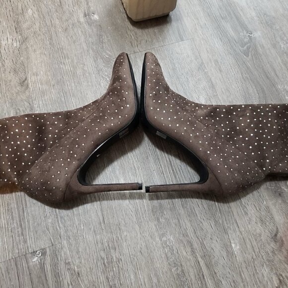 Wild Diva Ultrasuede Pull On Sock Booties Crystal Studded Sz 8.5 - Picture 6 of 9